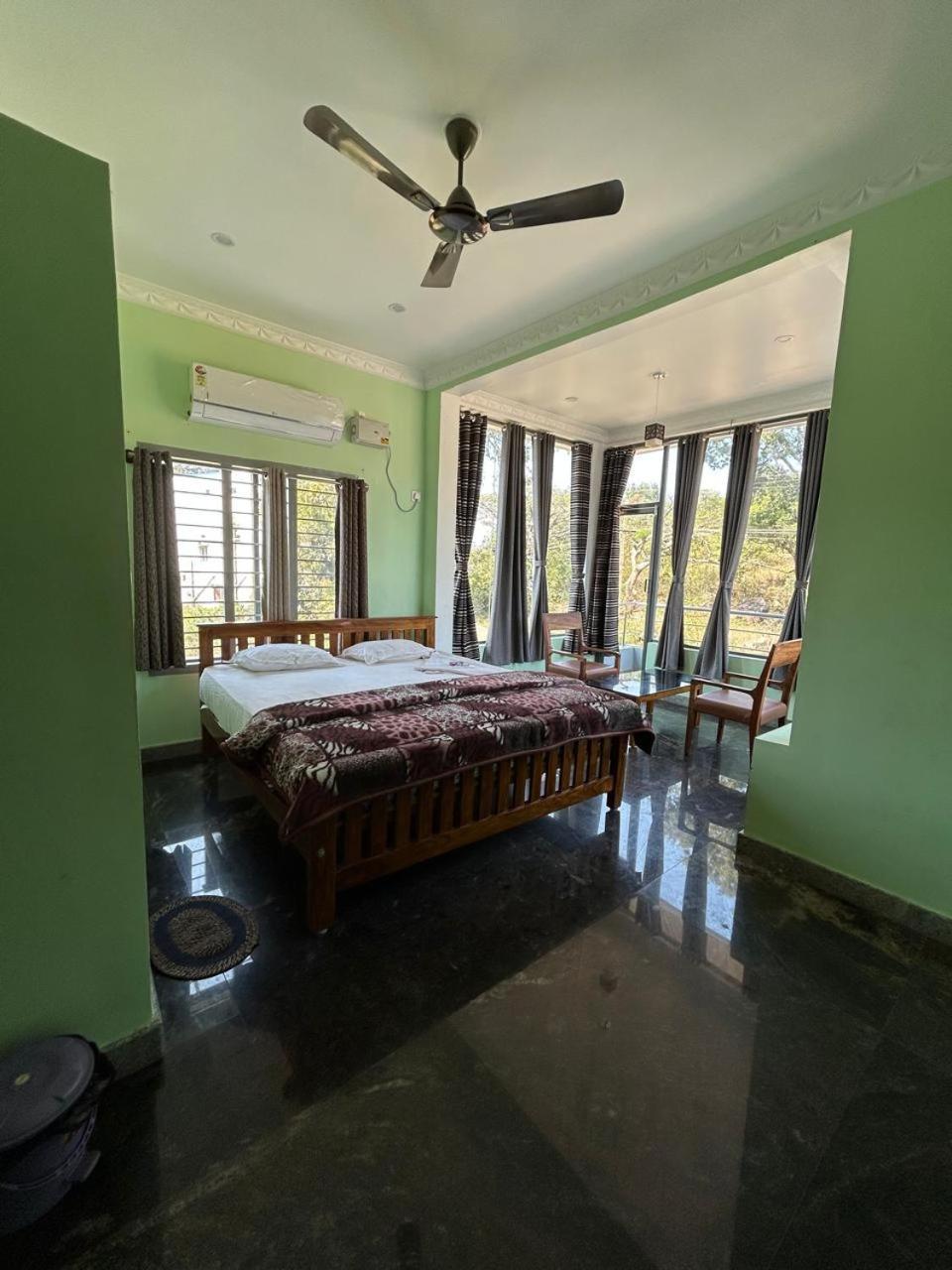 Yelagiri Goldhill Resort エクステリア 写真