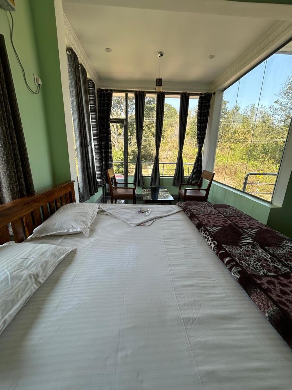 Yelagiri Goldhill Resort エクステリア 写真